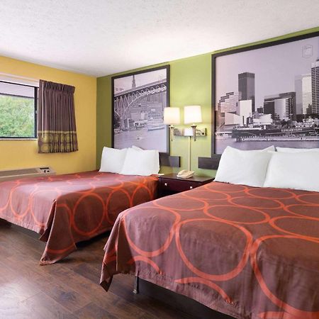 Super 8 By Wyndham Youngstown Girard Εξωτερικό φωτογραφία