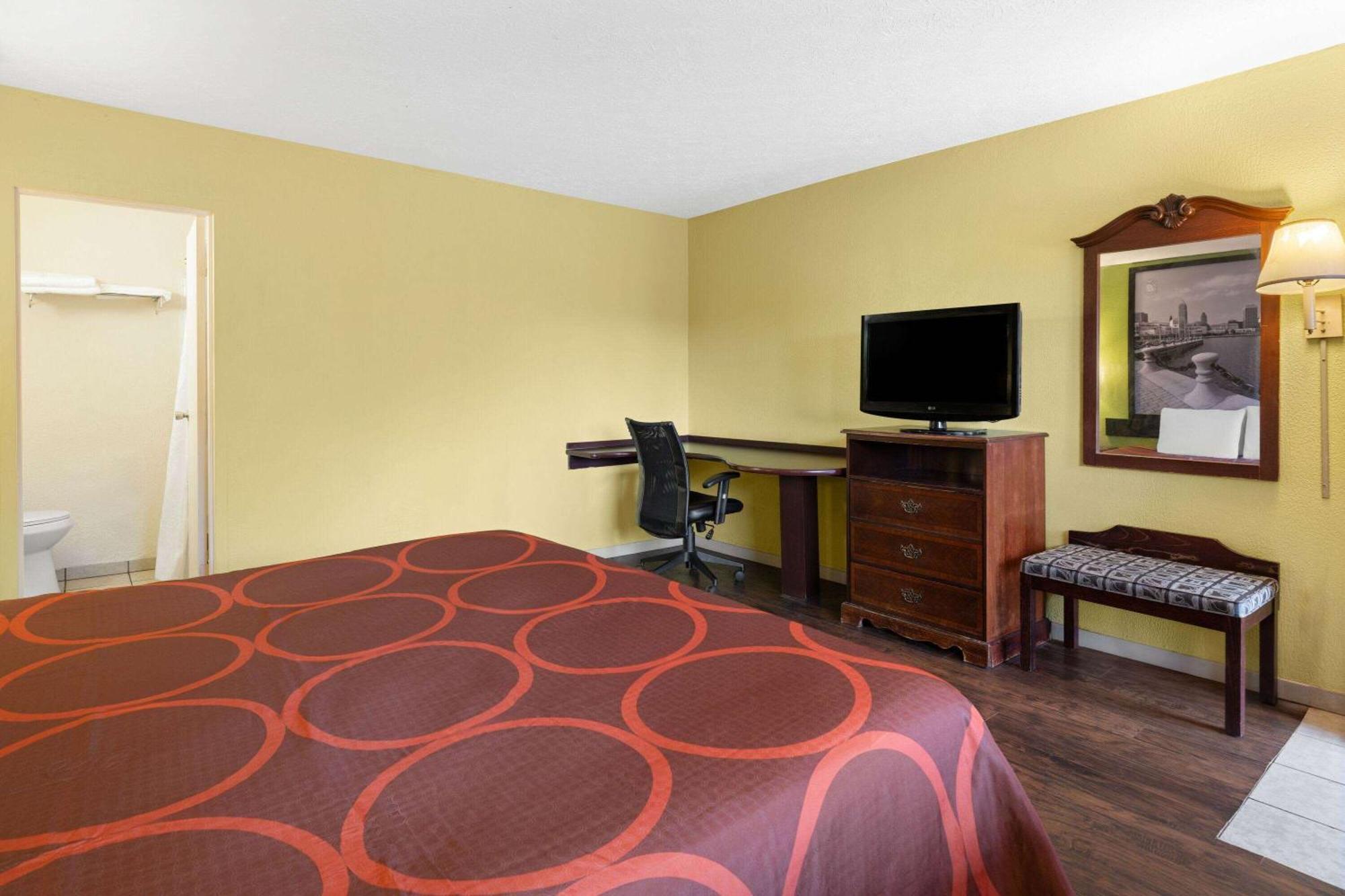 Super 8 By Wyndham Youngstown Girard Εξωτερικό φωτογραφία